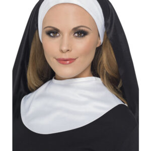 Nun's Kit, Black & White
